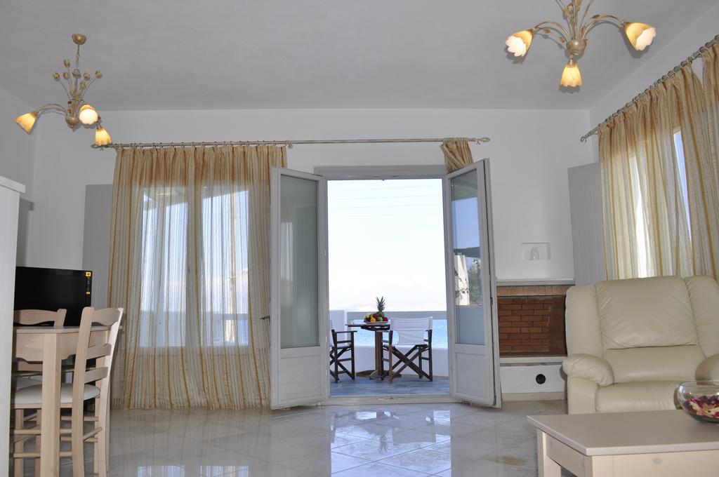 Christiana Aparthotel 3*